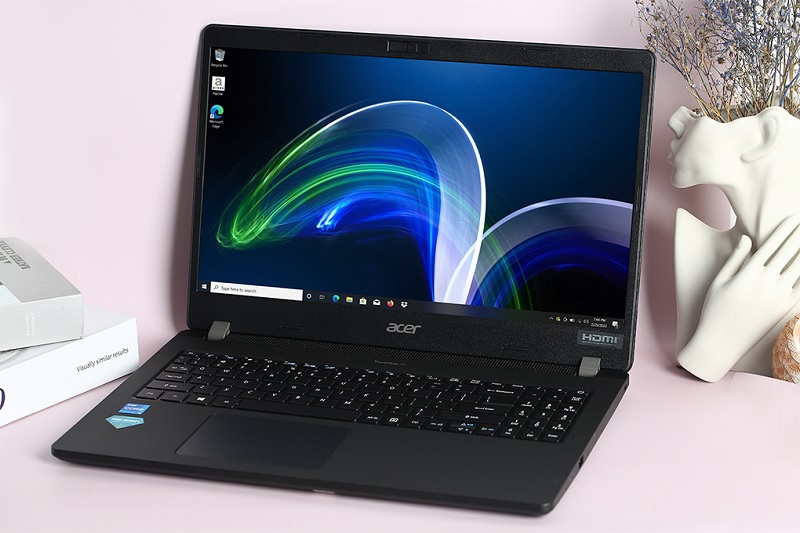 Acer TravelMate nhắm đến đối tượng là doanh nghiệp